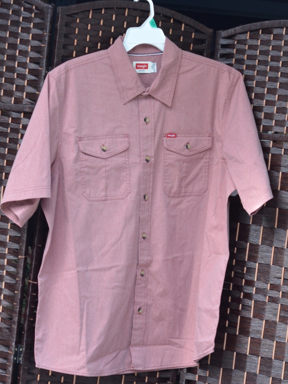 Mens Wrangler short sleeve shirt NWT SZ XL. NWT